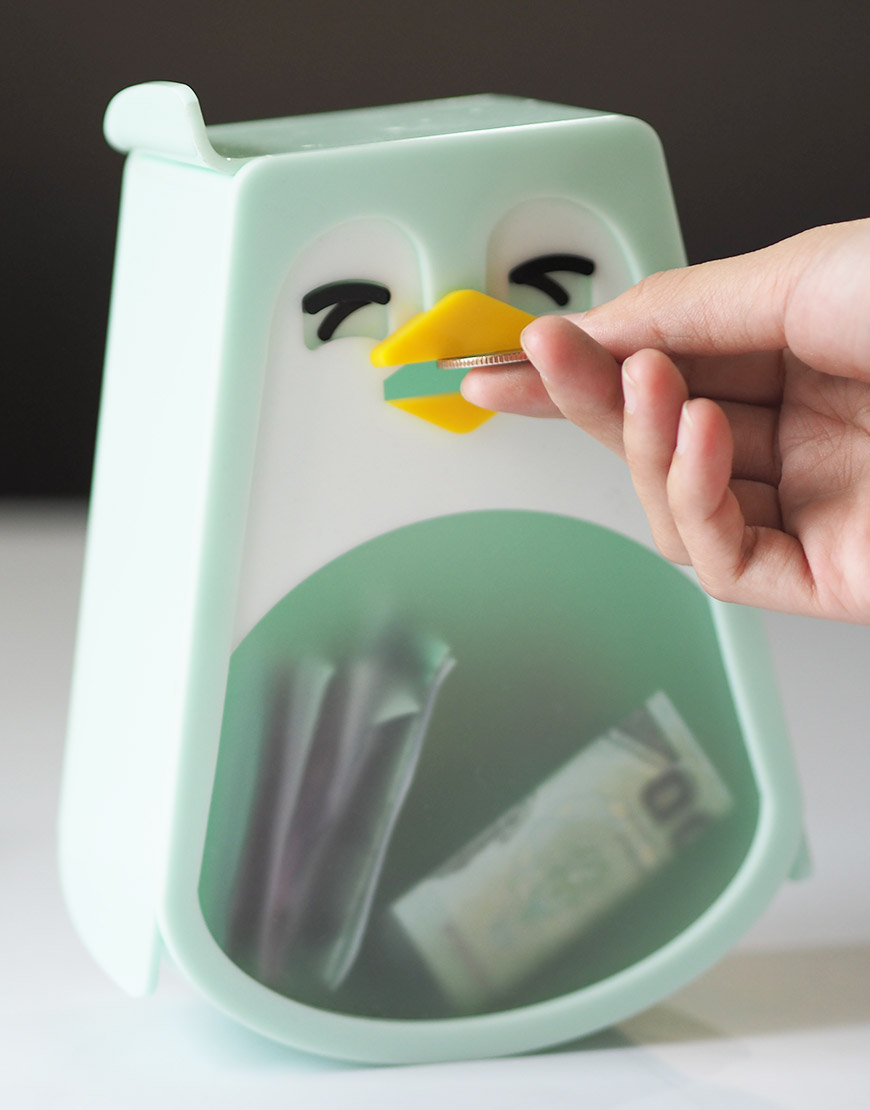Penguin-Mom-Money-box3