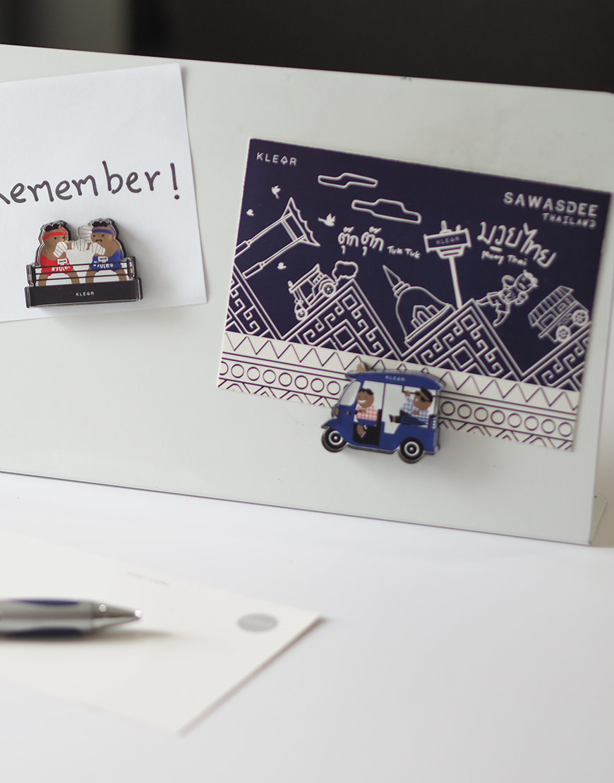 Sawasdee-Thai-boxing-Tuktuk-magnet-darkblue